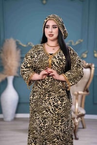 فستان • شغل ثقيل • فري سايز ٩٠ك