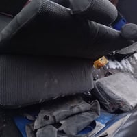 اربع كراسي اسيا الكلابيات عمل العنوان بغداد الدوره السعر 300 الف الرقم...