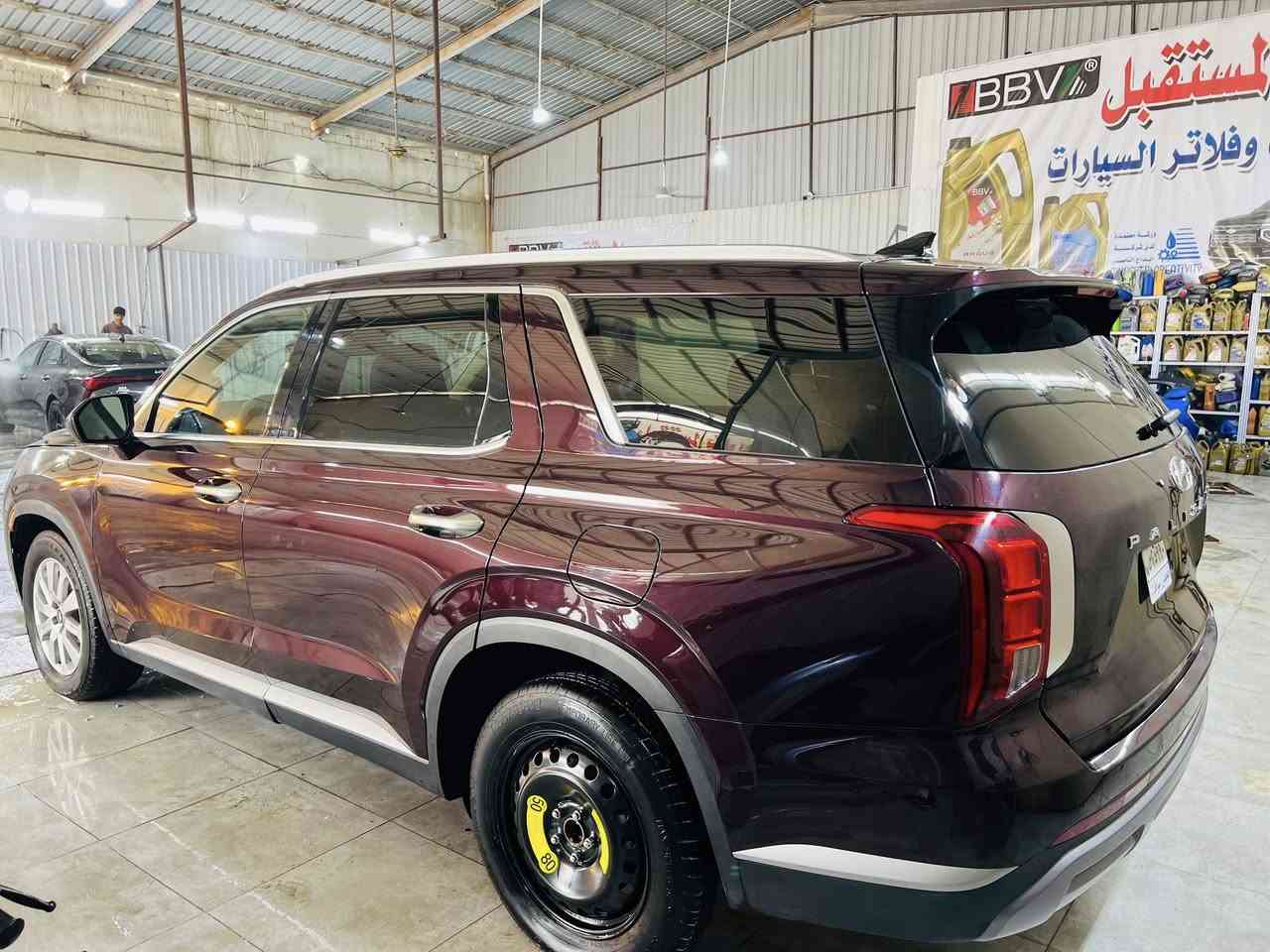 السلام عليكم
للبيع بلسايد  موديل (2025)
دخول جديد كتاب شهداء ذي قار
وكاله عامه 
فول مواصفات عدا الفتحه 
بصمه 
بصمه ابواب 
صندوك كهرباء 
مكينه V6.  (3800)
كير دكم 
7 راكب  3 قطع تبريد 
داخل اسود
لد امامي خلفي 
حساسات كامره 
سايدبريك بصمه 
هيتر كشنات 
بعد هواي موصفات 
تبديل جاملغ وبنيد
السعر 280 وبيها مجال بسيط
***********
