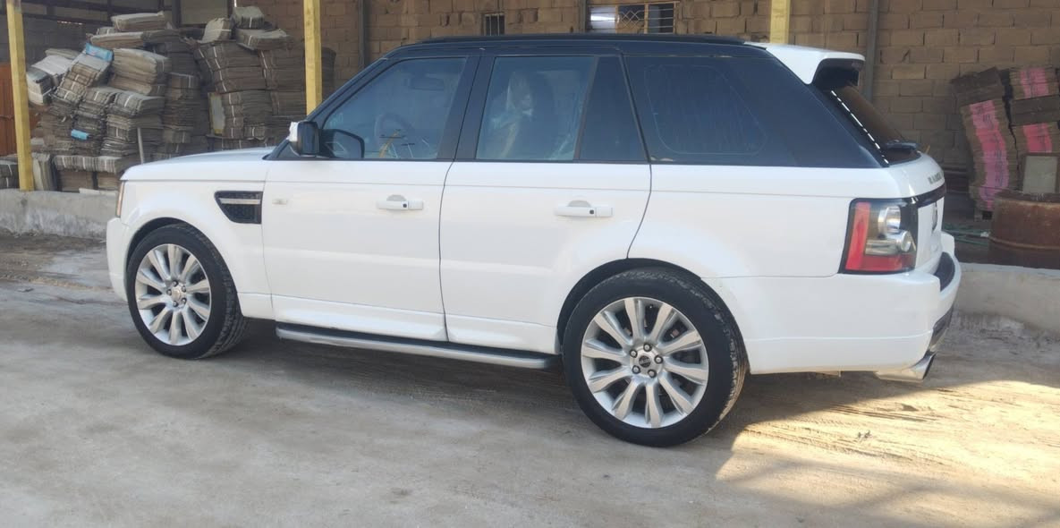 رانج روفر سبورت 2013 ابيض رقم أنكليزي بغداد تحويل ثاني جاهزه السياره محرك ٨سلندر جديده جاهزه للأخير ماناقصها برغي كيرمكينه كفاله جوبلس يصعد ينزل بيع اومراوس حسب القناعه
المكان البصرة ابي الخصيب ***********
*********** البصرة, العراق
