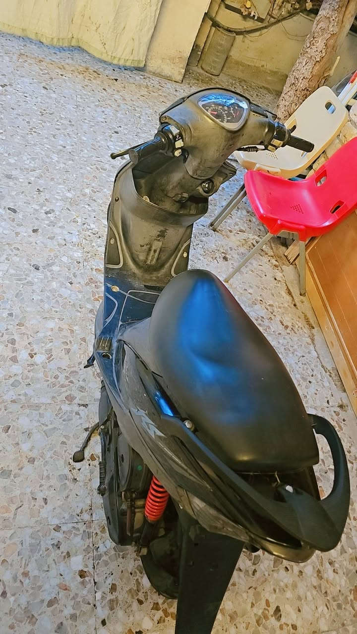 دراجه ماكس عدله بلاديه مكينه مامفتوحه بلاديه كفرات اصليه كلهه ختم واحد بلاديه بوشه اصليه ٤٩ دراجه كلهه بلاديه نكره سلف اشاير لايت كهربائيات كلهه شغاله من الطول لطول *********** البصره شارع تموز السعر ٦٧٥
