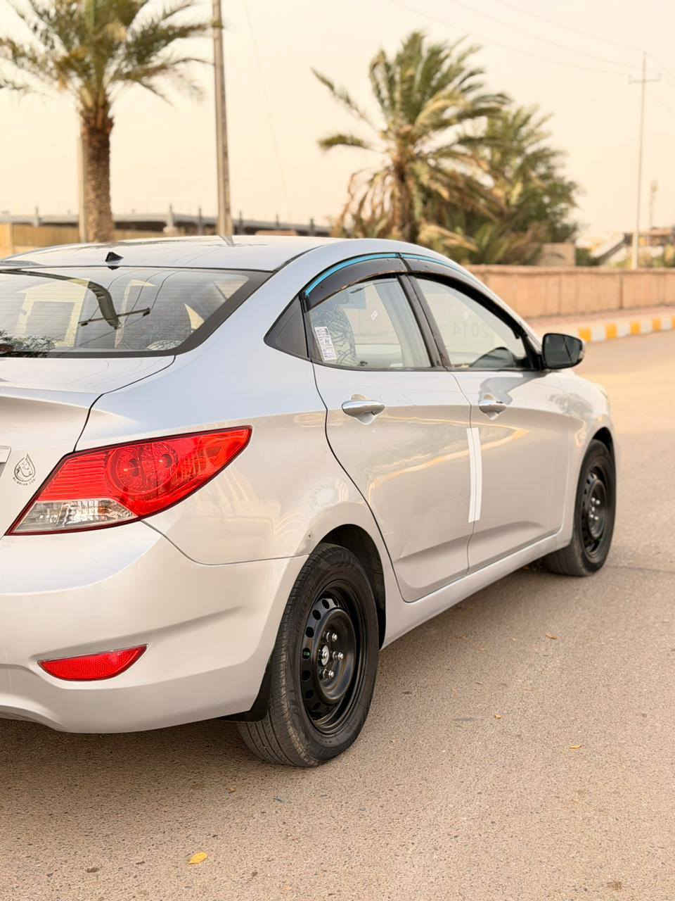السلام عليكم اكسنت موديل 2014 خليجي رقم ذي قار انكليزي تحويل ثاني يوم حادث سياره تبديل جاملغ بدون اي ضرر داخلي  محرك 1600 السياره جاهزه كير محرك تبريد حدايه تخم تاير السياره مسويله ادامه كامله السعر 85 وبيها مجال للشراي ***********
