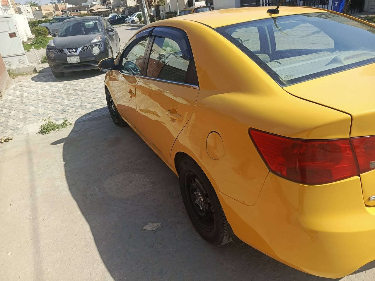 كيا فورتي موديل 2010 مصبوغه عام اول صبغه الها وارد امريكي حادثهه جاملغ امامي مبدل كير ومحرك مكفول تدفئه تبريد شغالات العنوان جزيره بغداد سياحيه الرقم
***********
