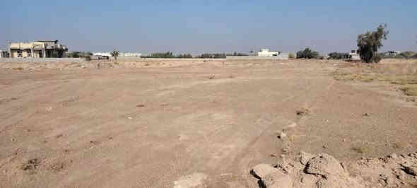 نقدم لك قطع اراضي سكنيه / استثماريه مميزة في النعيميه 

بمواقع استراتيجي قرب جامعة الفلوجه تبعد عن السريع الدولي 5 دقايق 

قريبة ع مزرعة البخنجر..

طابو زراعي مساحة القطعه 250 متر 

واصل ماء وكهرباء وشوراع نظاميه 

سعر القطعه 40 مليون

للاستفسار الاتصال او التواصل عبر الواتساب 
عمـر التفاحـة ***********🍏📱
