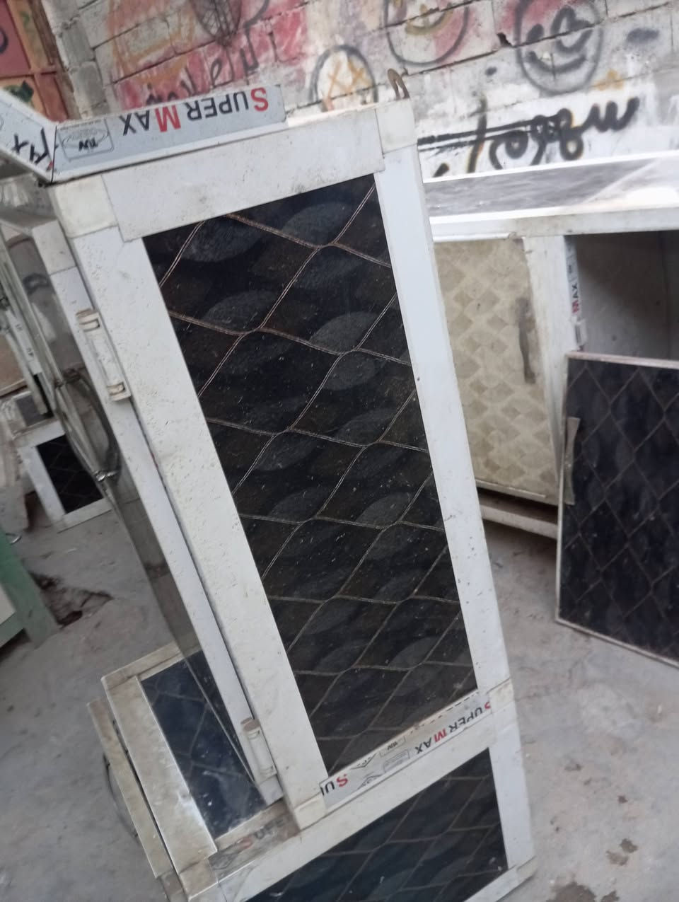 كاونتر لبيع طول مترين ونص السعر ١٥٠
مكاني البصره التنومه ***********
