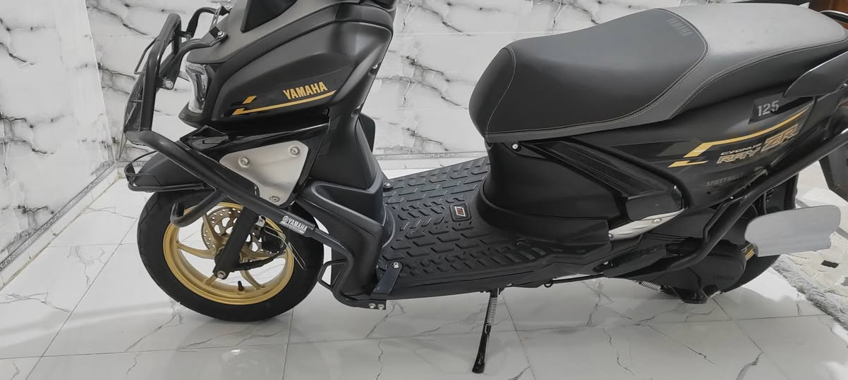 يا الله
زت آر موديل 2025..زيروو.مرقم اصولي مثنى #
الدراجه تحويل مباشر مثنى.
زيرو.. مع كافة الملحقات من درع. وكاعيه ودوسه
ودرع جامغ امامي. مع جاملغ تاير خلفي فايبر گلس
دراجه فول تزويد كفاله عامه.
الاستفسار ***********
