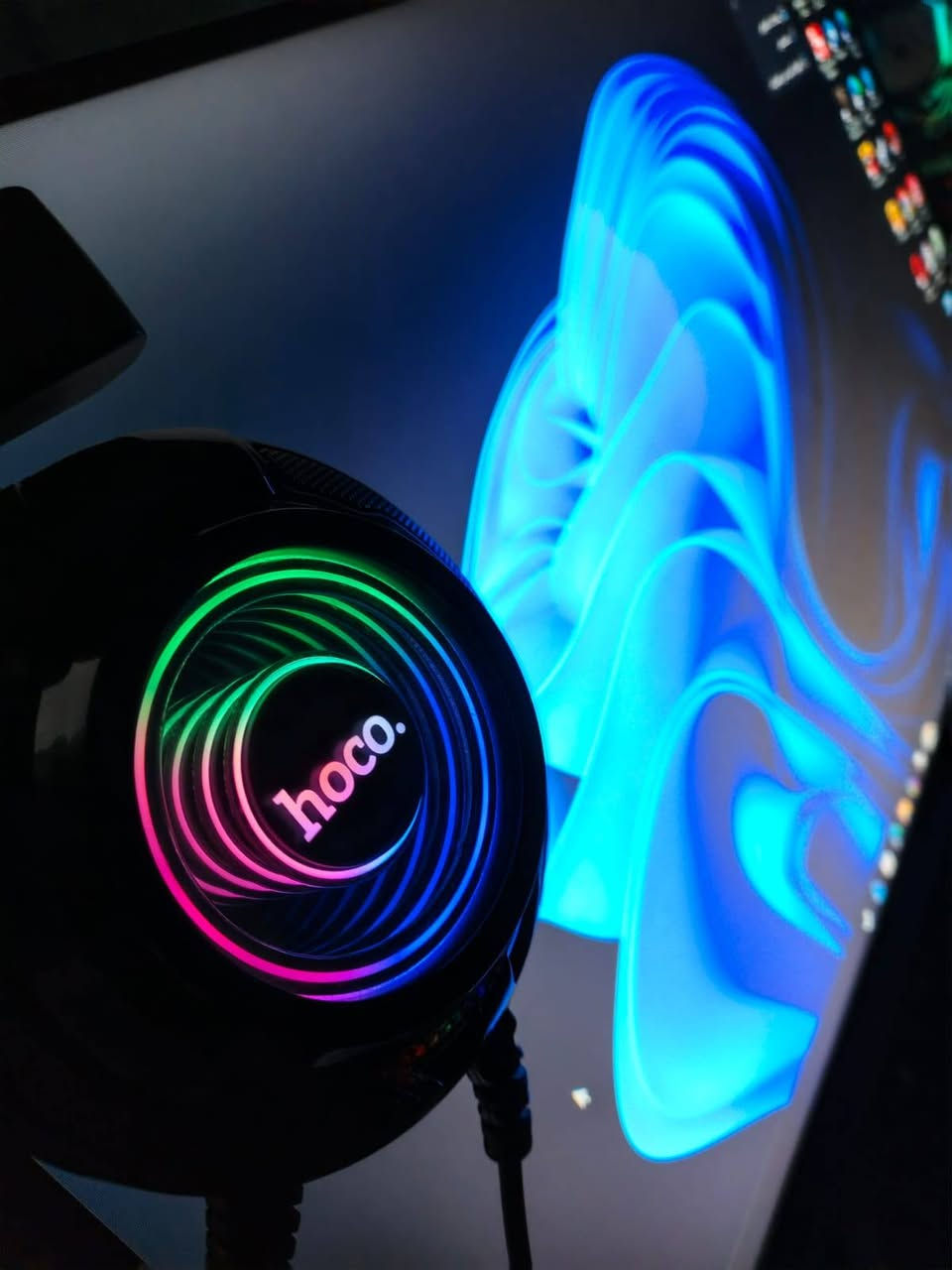 العاب وتصميم وكلشي 😅
مواصفات الكيس بس رايدله شويه ترتيب :
المعالج (CPU): AMD Ryzen 5 2600 (6 Cores / 12 Threads) -
 شي مرتب للالعاب ميعتبك🙂‍↔️ 

ضفتلهه نضام  تبريد مائي (Liquid Cooler) من شركة Thermalright -

يعني راسك بارد لا تطفه بلصيف ولا تفصل 😃

الذاكرة (RAM): 16GB DDR4 
يعني تتحمل اللعبه التعجبك وما تعلك
عدك ببجي 
سي اس كو 
بتل فيلد 
تصفح 
الخ ...
التخزين (SSD): 512GB - ،،😃خير من الله 

النظام: Windows 11 Pro أصلي ومفعل. 

عدك الشكل لد مرتب واضائه احترافيه وكيس شكل وتشكيله فد شي يونسك
🌟🌟🌟🌟🌟🌟🌟🌟🌟
+ الشاشه احترافيه 
فوول HD  
سلاسه خرافيه 180Hz 
24 بوصه حجم حيل مرتب 
يعني حتشوف اللعب بغير عالم
🌟🌟🌟🌟🌟🌟🌟🌟🌟🌟
اليو بي اس 3000
نوع ثكيل جدا ومرتب  ماخذه جديد 
🌟🌟🌟🌟🌟🌟🌟
الكيبورد لد اضائه خرافيه وخاص بلالعاب  سريع فد شي مخصص لراحتك ولل گيمنك
🌟🌟🌟🌟🌟🌟
Mouse pad طبعا ضد المي سوده تجنن بتصميم الميز
 وترتيبه اذا تحب الفيكات
🌟🌟🌟🌟🌟🌟🌟
السماعه لد من شركه هوكو خفيف عزل خرافي صوت مجسم رائع احترافيه فد شي
 .🌟🌟🌟🌟🌟
عدك اليدات خير من الله تريدهه واير تريدهه وايرلس ترهم خفيفه وقويه وفد شي لمحبين الالعاب

سعر 750 الف رقم :  *********** مكاني بغداد
