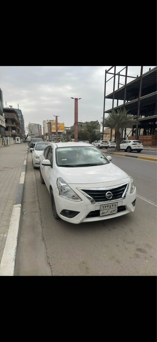 السلام عليكم 
نيسان صني  موديل 2020 كير مكينة كفالة 
تبريد ثلج سيارة بيها دحجات  و
بيها مدكر امامي مبدل بدون داواخل 
اربيل سنوية بعد اقل شهر وتنتهي 
ماشية 119 كيلو 
السعر 95 
وبيها مجال بسيط حك الجية 
العنوان البصرة /
للاتصال ***********
ويالعافية على الياخذها البصرة, العراق
