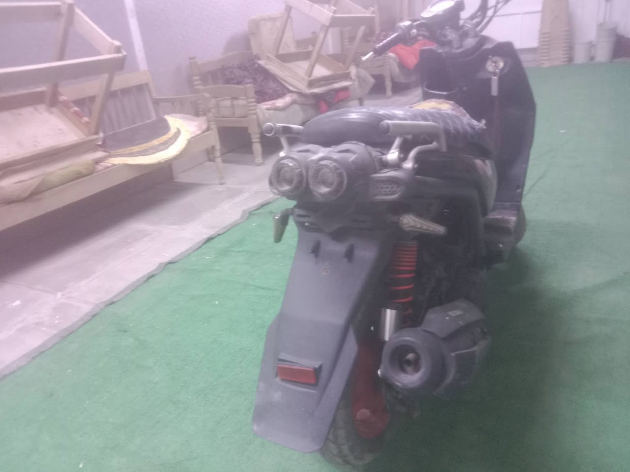 السلام عليكم بيع دراجه سكنس جبلي المكينه مكفوله دراجه نظيفه مكانه بغداد الرستميه كهربائيات اكله شغاله سعرها مليون 175 رقم الهاتف ***********
