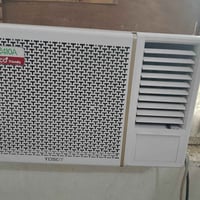 مكيفات للبيع توسوت 2 طن 300 وبيه مجل شرط شغل الحافظ طن ونص 250 وبيه مج...