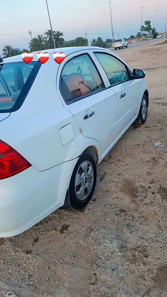 سلام عليكم 
سيارة افيو جاهزة محرك 1500المفتوح كير تبريد جاهزة الموديل ٢٠١٠ لغاية ٢٠٢٧ السنوية السيارة بااسمي وشرط المداور 
ضررها جاملغ خلف السائق وشويه تحتاج تلقيط بعض زنجار 
مكان السيارة الديوانية المركز *********** ديوانية, القادسية
