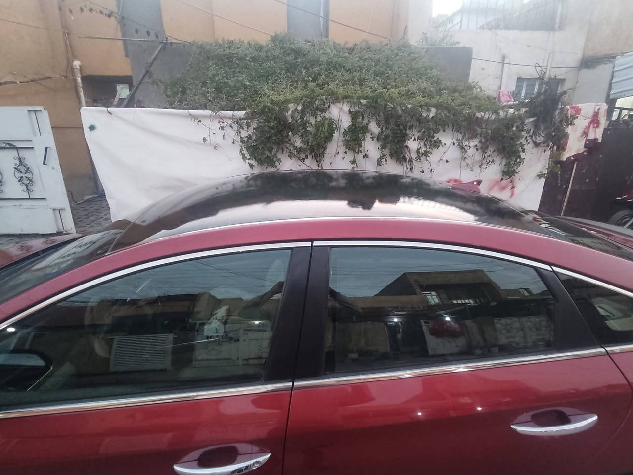 سوناتا موديل 2015
فول م اعدى البانوراما 
المواصفات
مازدات زنون 
بكلايت لدات ابو المربعات بس بالفول يجي
اشاير بالمري
نقطة عمياء
رادار خلفي وجوانب
بصمات تشغيل وبيبان وصندوق
كشنين الاماميات كهربائيات
اربع كشنات تدفئة
مدوشمة جلد نفس البلاد للكشنات والارضية
دواخل بيجي وصاج بلاد
شاشة وسط 
كاميرا دوارة
ثلاث مودات للقيادة ..سبورت ..نورمال..ايكو
بجم سبورت
وبيها هواية مواصفات  السونار مع المنشور 
للبيع فقط فقط 135 ورقة 
بالزعفرانية الهاتف ***********
