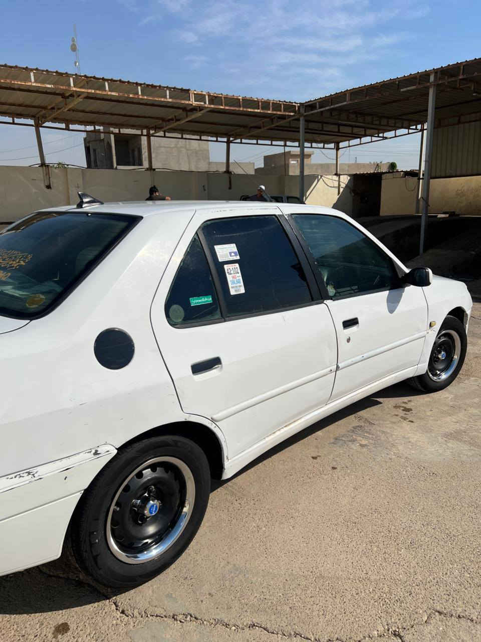 بيجو 306  مطلوبة بيها وكالة عامة بدون حادث بدون صبغ شرط بيها چاملغ سكن فقط صبغ كير محرك شرط تبريد بي نقص صدر تايرات نضاف وحلوات ترايك وين ماتريد منضومة زينون اصلي كهربائيات كلها شغالة شرط
السعر 30وبيه مجال الرقم***********
