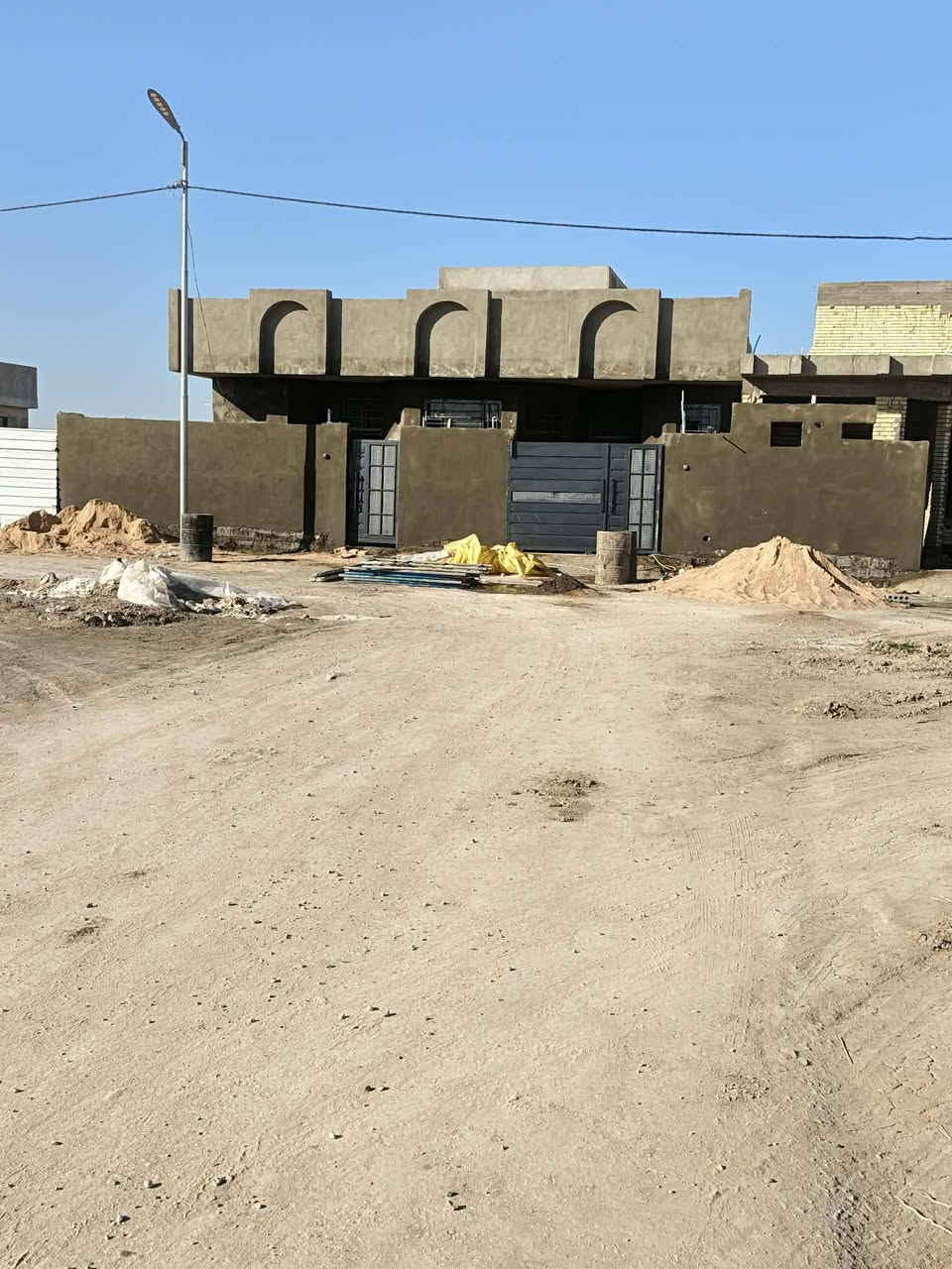 السلام عليكم
لباخ متفرغ اسمنت وجص وبورك وانسب الاسعار 
واجهات سقل وتقطيع 
تصفير مساطر 
جراره 
تشميع داخل وخارج
طلس 
***********
