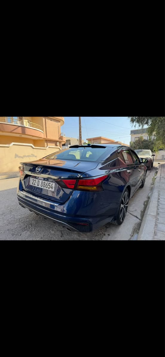 التيما 21 فئة sr فول عدا سلايد
سيارة قطعة وحدة صبغ بدون دواخل 
رقم اربيل 
*********** كركوك, العراق
