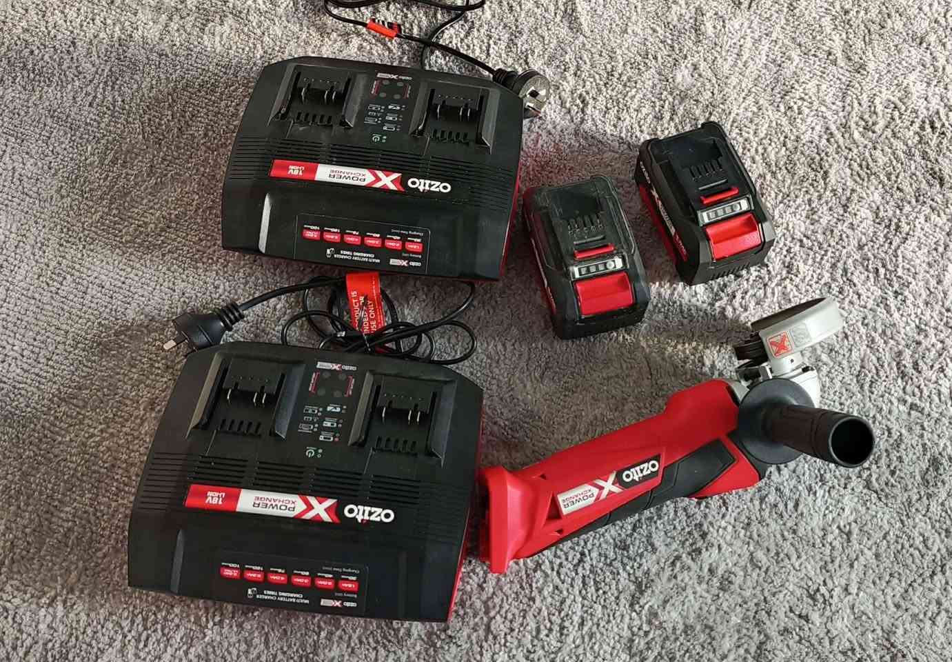 کل 100 الف : کوسرە + 2 البطاریه 4 امبر + 2 شاحینە الکبیر ،کل شغال
واتس اب ***********
