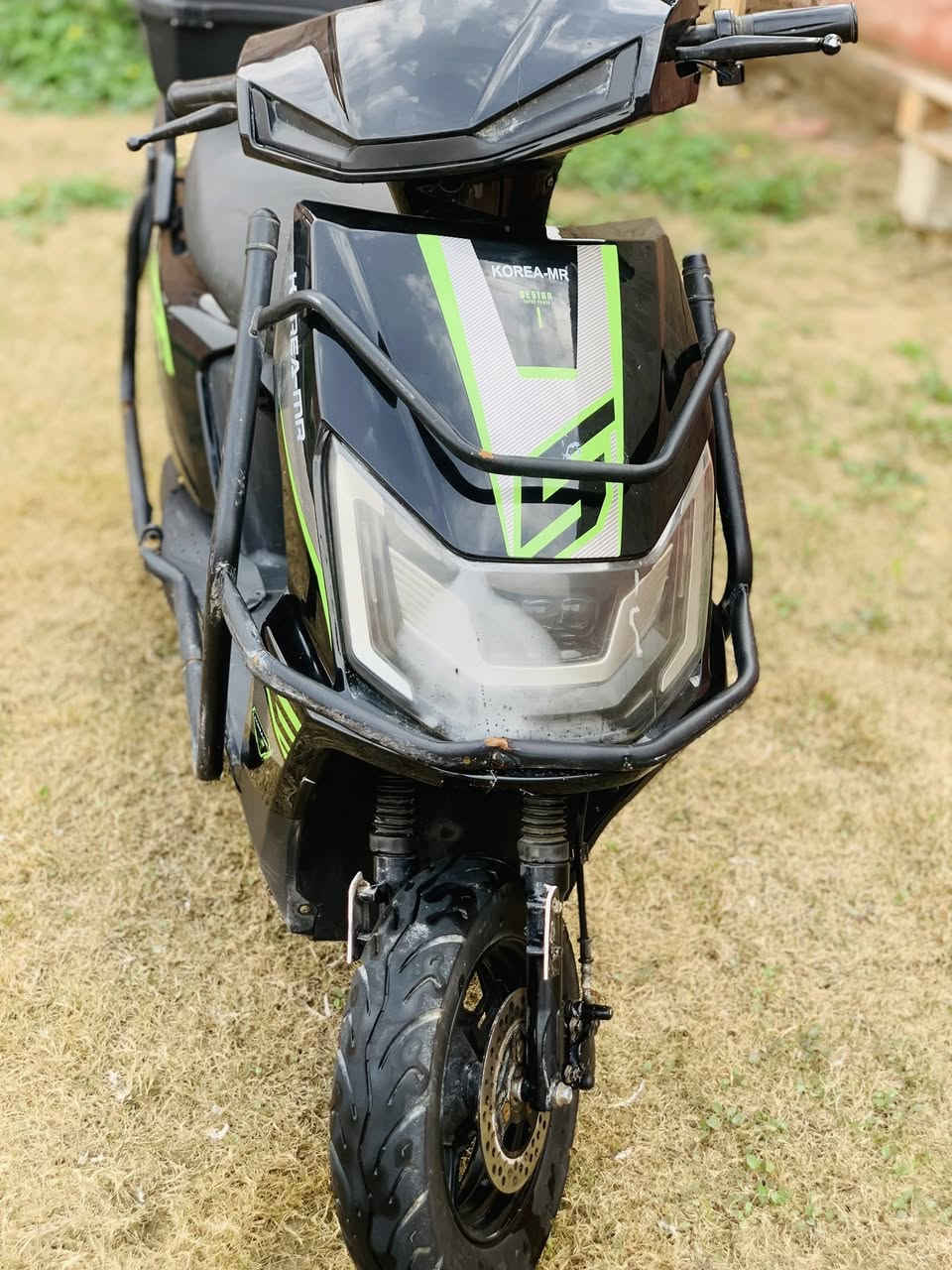 للبيع دراجة كهربائية شحن
سنة 2024
عدد 6 بطاريات
تمشي 40 كم بالشحنة
سرعة 99
بصمة + كارت + مفتاحين
صندوق خلفي وحمايات
لا أعطال فقط الضوء العالي يعلّك
نظام بارك 
قفل سكان 

السعر 750 الف وبي مجال ماردك نتفاوض


**إذا كنت صاحب هذا الإعلان وتريد حذفه لأي سبب، رجاءا أرسل رسالة إلى الدعم الفني**