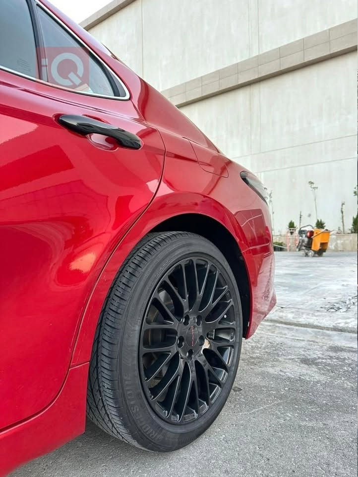 🔥 للبيع – كامري 2024   Black Edition SE  🔥
🖤 اللون:  احمر 
✨ فئة  SE
🚗 السيارة نظيفة كلش
🔹 وارد امريكي الحادث سرقة جملغات امامي وعندك حافت البنيد 
🔹 ترقيم جديد هزه وسنويه جديد: رقم اربيل شرط تحويل او لوكاله ☑️
سياره مشيه 44 الف ميل 

💎 مواصفات نايت شيد:
✔️ جنوط سود رياضية أصلية
✔️ مرايات ولمسات خارجية سود
✔️ شاشة كبيرة + Apple CarPlay
✔️ كاميرا خلفية
✔️ مثبت سرعة راداري
✔️ نظام أمان كامل
✔️  بدون ارباكات 
❄️ تبريد ثلج 
🛞 تايرات جديدة
📍 السيارة جاهزة للفحص بأي مكان تريد
💰 السعر: ( 185 )
📞 للاستفسار: ( *********** )
