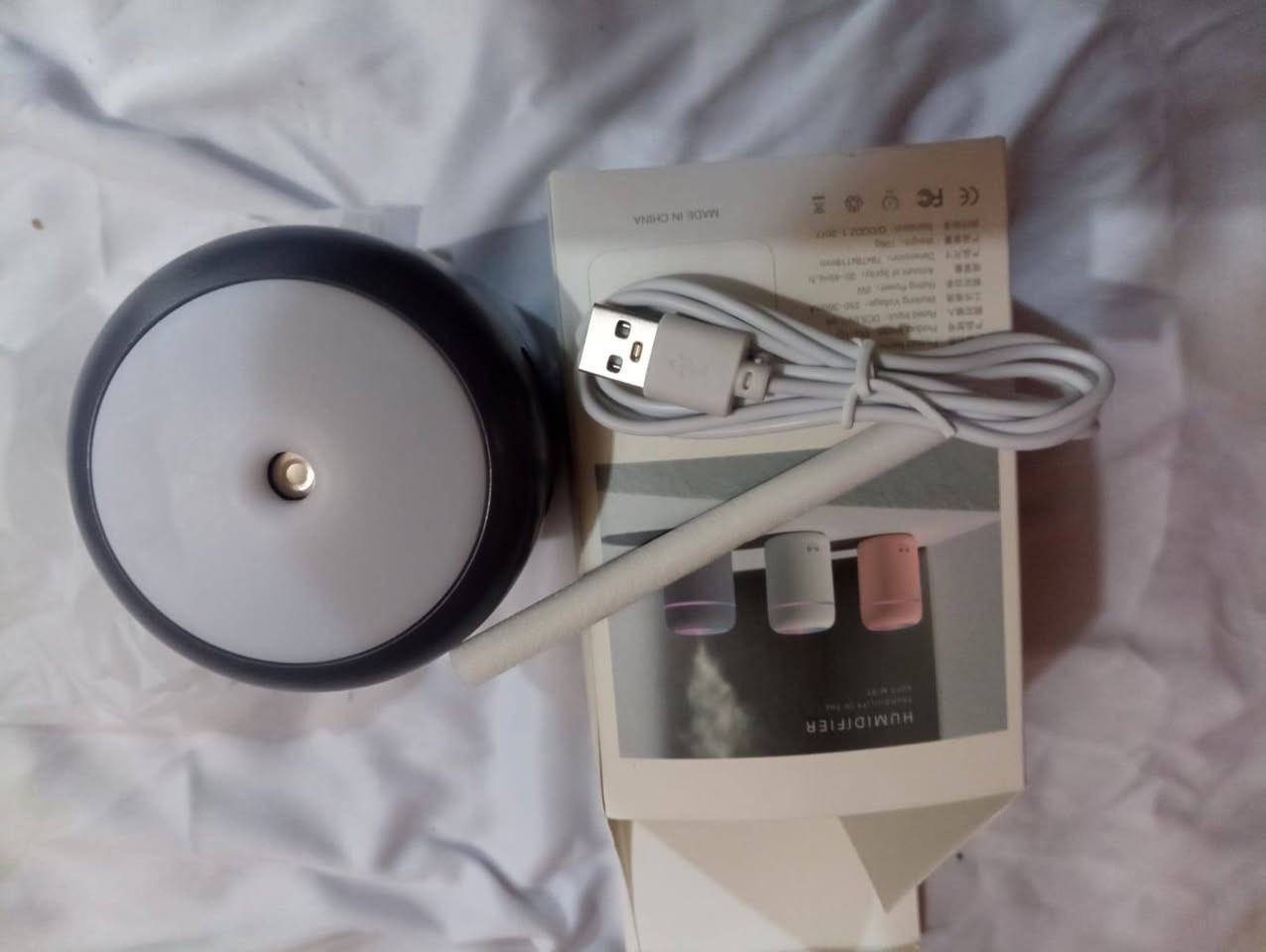 🌬️ مبخرة عطور ومرطب جو ذكي (حجم مصغر) ✨
غيّر جو غرفتك، مكتبك، أو سيارتك وانتعش بالعطر الي تحبه! (كما في الصور "1000489776.jpg" و "1000489779.jpg" و "1000489782.jpg")
العمل: ترطيب مثالي وتوزيع سريع للعطور الزيتية والمائية.
المميزات: حجم عملي للسيارة والمكتب، يشتغل بمنفذ USB، تشغيل صامت، مع إضاءة مهدئة.
الملحقات: جهاز المرطب + كابل USB + الفلتر الخاص به.
📥 للحجز أو الاستفسار وعمل طلب، يرجى مراسلة رسائل الصفحة مباشرة!
🚘 متوفر خدمة التوصيل.
#مبخرة_الكترونية #مرطب_جو #معطر_جو #اكسسوارات_سيارات #الحلة #بابل #العراق


**إذا كنت صاحب هذا الإعلان وتريد حذفه لأي سبب، رجاءا أرسل رسالة إلى الدعم الفني**