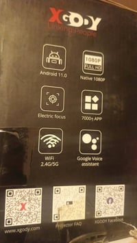 داتا شو سمارت FHD وايفات بلوتوث  تركيز تلقائي  ابحث عليها وشوف المواصف...