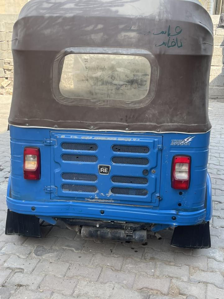 تكتك 2019 نازله بل 20 20 السعر 7 وبيه مجال العنوان بغداد الحسينيه المعامل رقم *********** بس الشراي ينتصل
