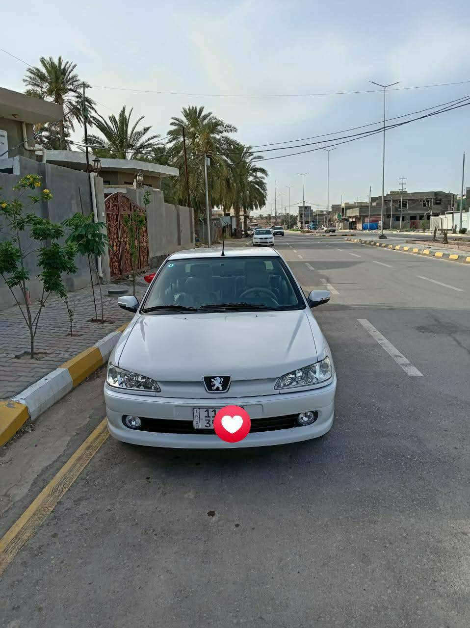 سلام عليكم
بيجو للبيع ٣٠٦ 
موديل ٢٠٠٢ 
رقم بغداد دولي جديد 
هزة وسنوية جديد 
تحويل ثاني يوم
تبريد السيارة ثلج 
دوشمة كشنات جلد درجة اولى جديد 
دوشمة ارضية جلد جديد 
داخل السيارة جديد
مصبوغة حزام صبغ درجة اولى 
تخم تاير جديد 
باتري جديد
السيارة كير عادي 
صدر امامي خلفي جديد 
السيارة جدا نظيفة 

مكان السيارة واسط الصويرة 
السعر ٤٠ وبيها مجال بسيط 

***********
