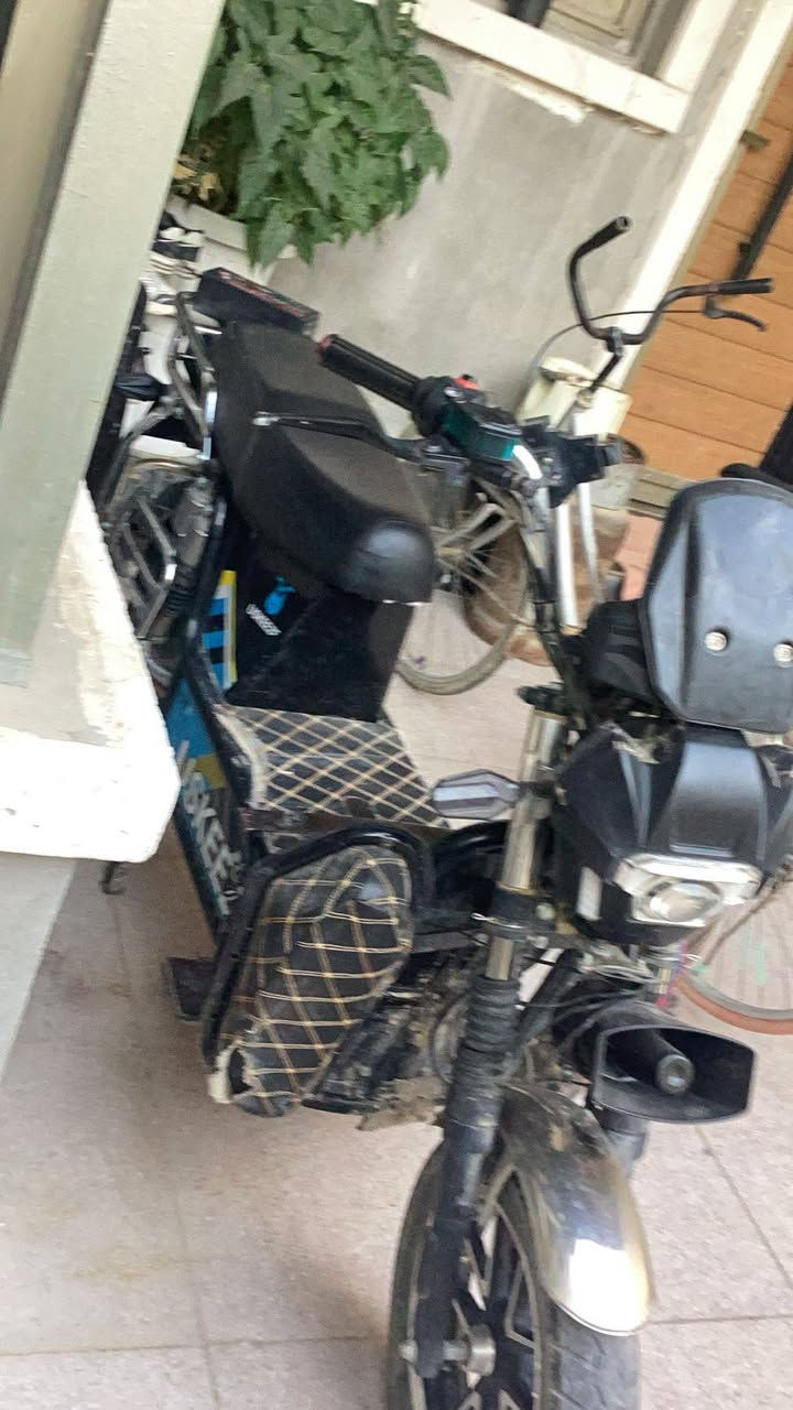 سلام عليكم
موطور شحن جبلي للبيع
موطور كل نقص مابي 
شغل و اطلع 
بطاريات بعد ماصارن 
نص عمر
موديل 24
شادله فدراليه للونسه

سعره 580
مكاني فلوجه حي الشهداء


**إذا كنت صاحب هذا الإعلان وتريد حذفه لأي سبب، رجاءا أرسل رسالة إلى الدعم الفني**