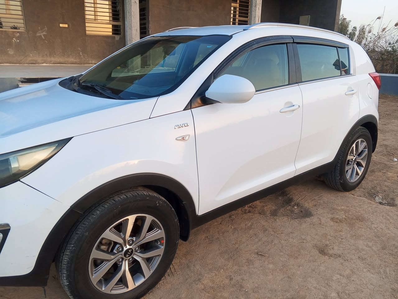 السلام عليكم سياره سبورتج موديل 2014 خليجي مكفوله السونار مرفق مع الصور لاصبغ ولابارد العنوان واسط قضاء الزبيديه السعر خاص والاستفسار أكثر على الرقم ‏‪***********‬‏
