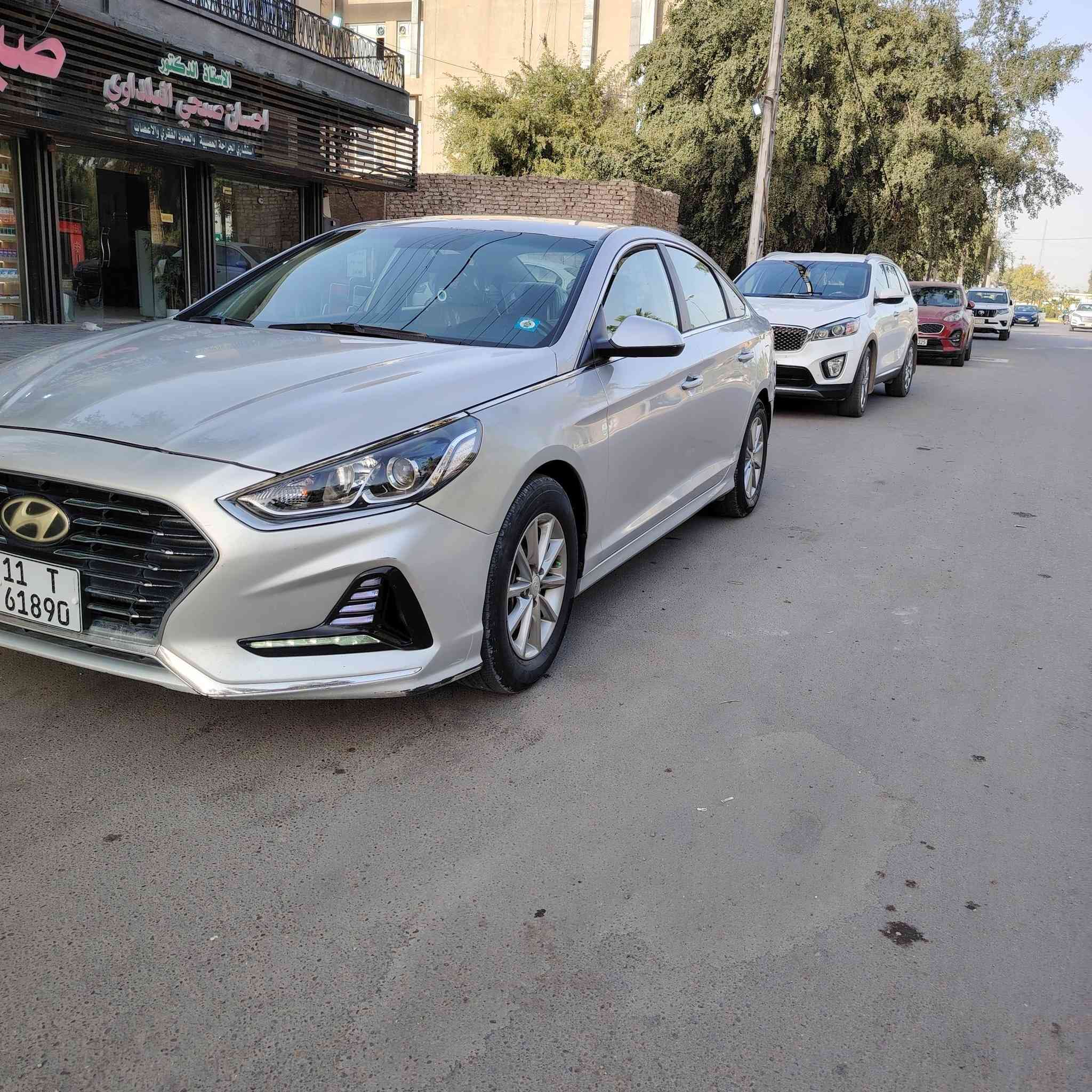 سلام عليكم سوناته مديل 18وارد امريكي رقم بغداد بسمي تحويل ثاني يوم محرك وكير مكفولات حادث مرفق بلمنشور سياره ليبل واحد بدون اي تبديل بدون اي دواخل صفحه اليسره بيهه كلير من امريكا ماشيه 100الف السعر 115 بيهه مجال بسيط مكان بغداد الكاظميه الرقم *********** ما متواجد على الفيس
