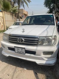 إسلام وعليكم لاندكروز 2001دخول جديد بدون قطرة صبغ نضيفه كلش السياره $1...