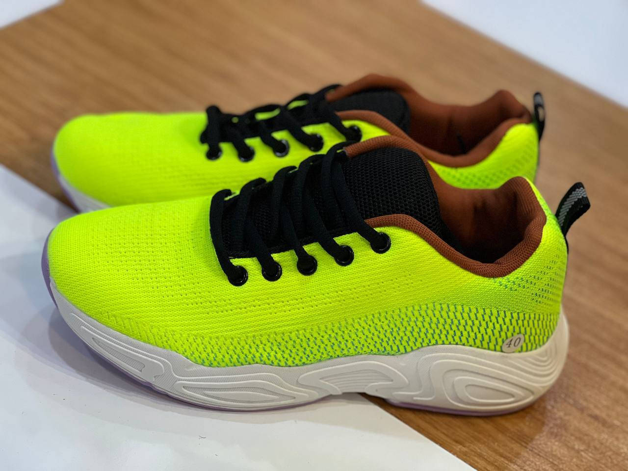 يا الله
حذاء خفيف ومرتب👟
قياسات من 40 الى 45✔
الواحد ب7 الف✔
يوجد توصيل 🛵
والتوصيل مجاني لمناطق القريبه🛵 ✔
***********✔
