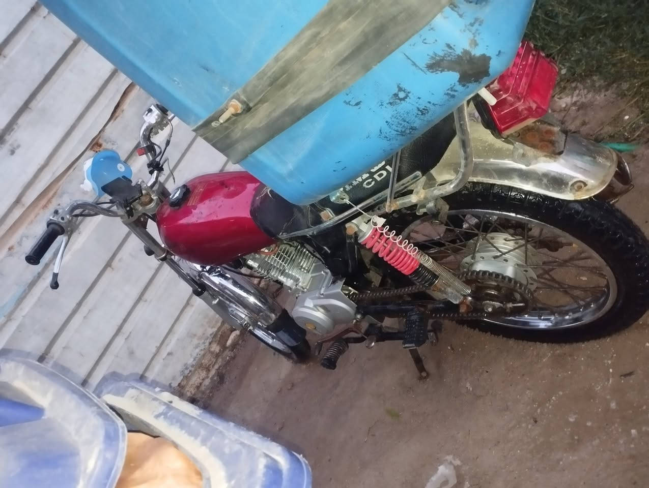 دراجه نامه المحرك اخرس شوفت عينك نضافه فول ادوات رايده 325 او بيها مجال ***********
