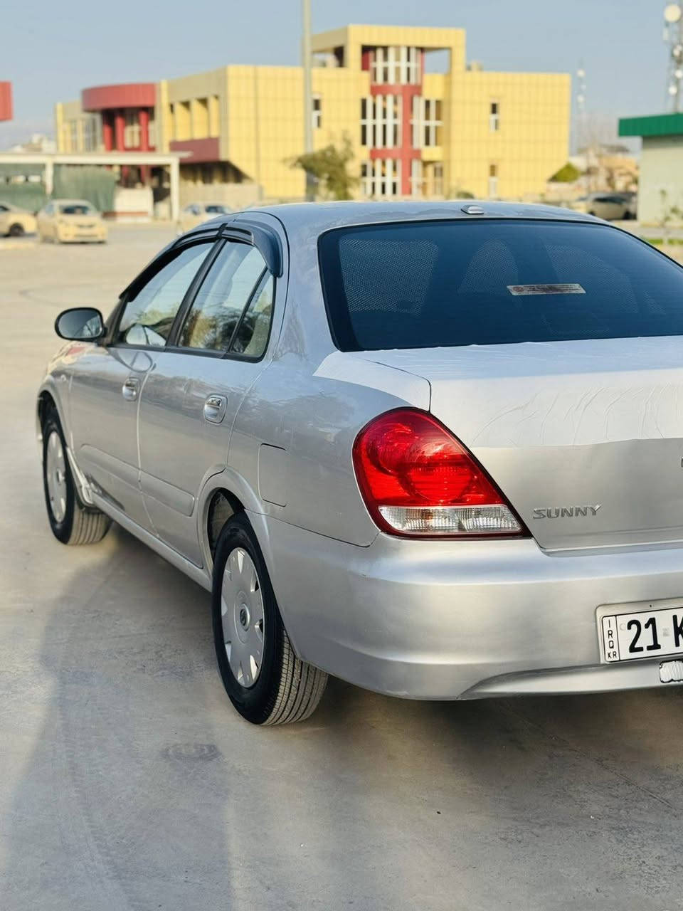 سه ني ٢٠١٠ گير عادي 
بي بوياخ بي سارد پيشو دواي ليدراوي نيه سه نه وي هه تا ٢٠٣٠تازه يه به ناوي خومه وه يه ناو زه رد جوار جام كاره با ته بريت ساردو گه رم ئيشه كات به شه رتي ١٠فيته ر ته قه و ره قه ي نيه سه ياره كه زور پاكه جوار تايه و يلي لوكي له ژيرا يه   
 مالي دوسته سعر ٩٠ گه لاو توزيك مه جال  شوين هـه له بجه ي تا زه 
ژم.***********يان *********** السليمانية, العراق
