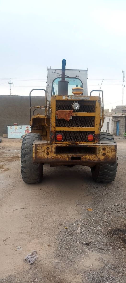 السلام عليكم شفل 80داشتو وارد امريكي مكينه كمنز موديل 88جاهز العمل للستفسار *********** مكان النجف
