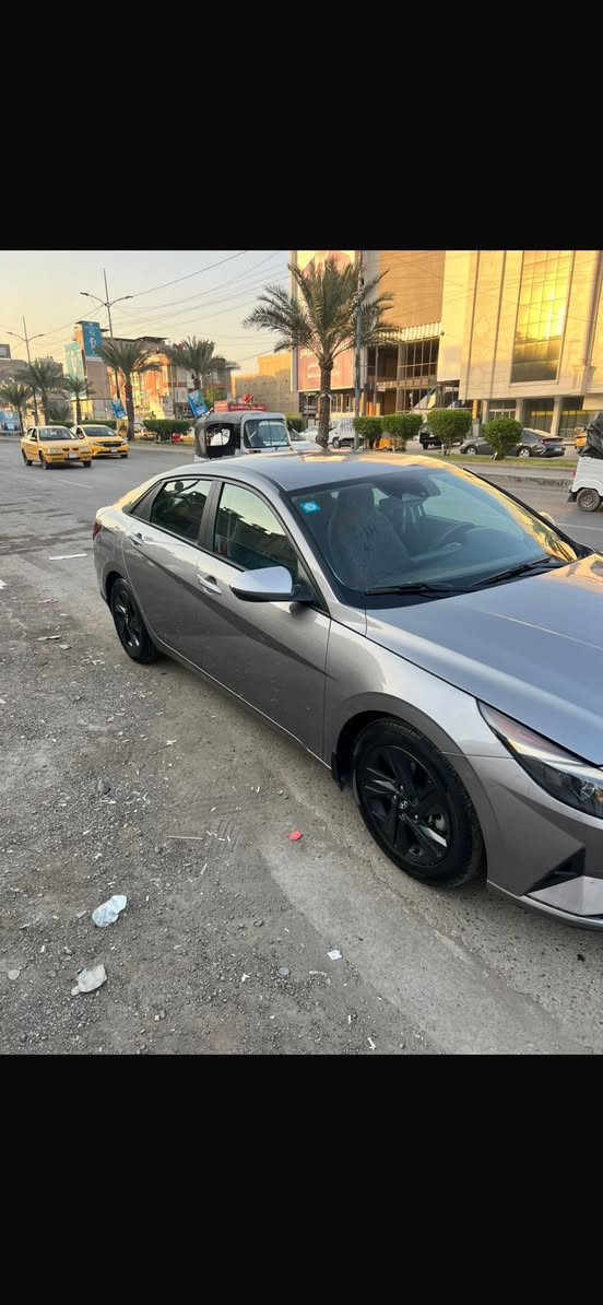 هيونداي النترا موديل 2023 الحادث موضح ب الصور السياره داخله معوقين للاستفسار ***********
