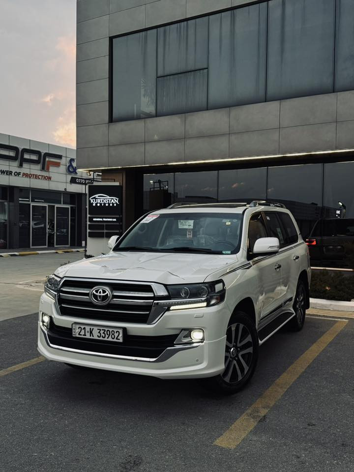 السلام عليكم 
سياره جديد بل باكيت 📦
شركه ساز باب اول 
لاندكروز  كراند تورنك فول مواصفات 
2019 v6 
SAS   شركه  
فوول مواصفات 
كاميرا 
🌷كيجات لكزز 
🌷شاشات عدد ٣ بلاد 
🌷كشن سايق ٣ دكم 
🌷جلد بلاد ي
🌷كاميرا 
🌷زراك لايت 
🌷حساسات امامي خلفي 
🌷صندوك كهرباء 
٥ بصمات
 دوسات ليزريه
مراييه جنبيه قلاب
سلايد
شغال
كشن سكن كهربائ
يشاره لكزز
لايت زينون اوتو
سيار فوول مواصفات
باقي مواصفات الكراند تورنك المعروفه 
سياره رقم  سليملنيه  سنويه جديده
تحويل مباشر 
مكانها سليمانيه 
 مكفوله بدون الصبغ   بدون شخط بدون كلشي كفاله عام 
السعر المطلوب 528 ومجال بسيط 
مكان سليمانية 
رقم الهاتف ***********
