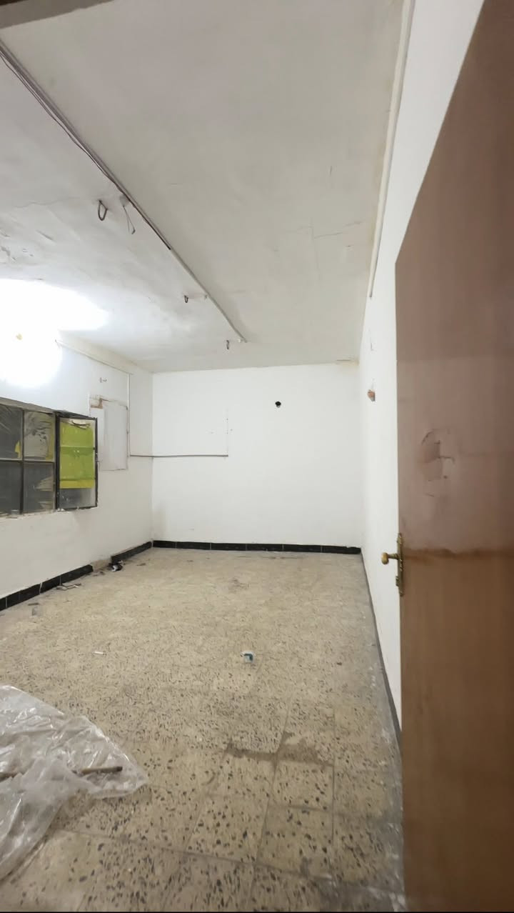 شقه الايجار طابق اول جمعيات ثالثه
غرفه ستقبال مطبخ صحيات✅
اجار350 📞 *********** 📞
