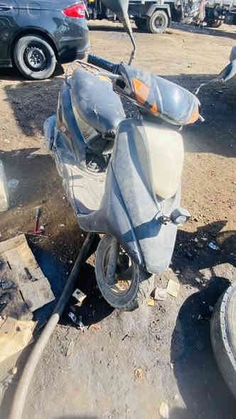 السلام عليكم بريزات عدد 2

كوم حديد كوم حديد ابيعهن ثنينهن

السوده كايمه شغاله

والثانيه شغاله كلشي مابيها نقصها كابريتر والهندر خارط وباتريها كاعد 

ريدهن ب 350 الف وبيها مجال شي قليل

***********
