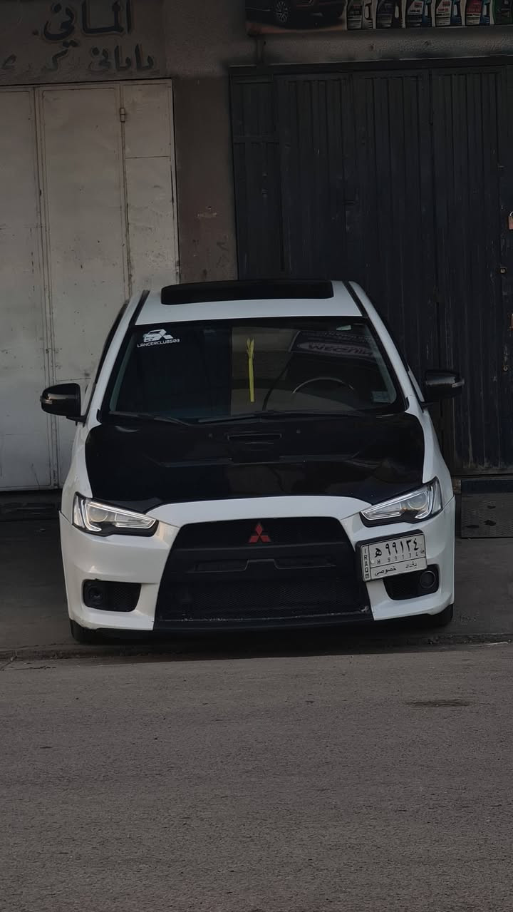 سلام عليكم شباب
لانسر قرش 
موديل 2016
مكينه 2.0
محدثه كت كامل ايفو
دعاميه امامي EVO 
بنيدEVO
سبايدر EVO
دعاميه خلفيه ralliart
لايت امامي دزاين اودي متغير
بكلايت دزاين اودي سموك
عليها اناره جوه سياره محيطيه RGB
مبرمجة تحديث اوبشنات كامل
بيه صبغ ربع جاملغ السايق (موجوده الصور)
حادث امريكا فقط بنيد ومحدث ايفو
م/رقم جديد سنوية جديدة

***********
بغداد/المنصور
