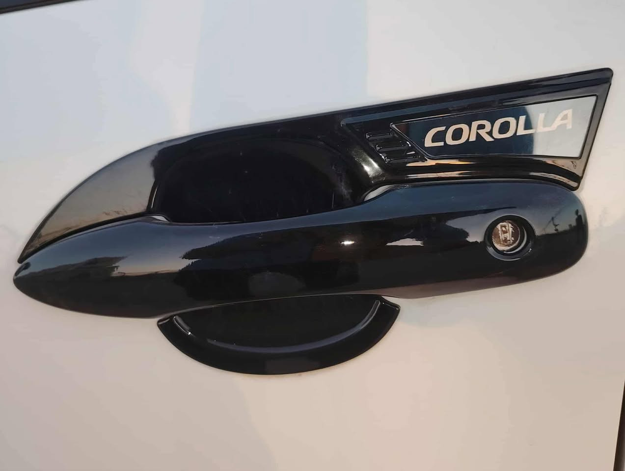 السلام عليكم من رخصة الادمن
متوفر كماليات كورلا كروز 
✅ارضيات ربل قالب بلادي 
✅ارضية صندوق 
✅مري باتمان 
✅يدات 
✅طوس 
✅كفر كاربون 
✅بردة صندوق 
للاستفسار ***********📞📞
