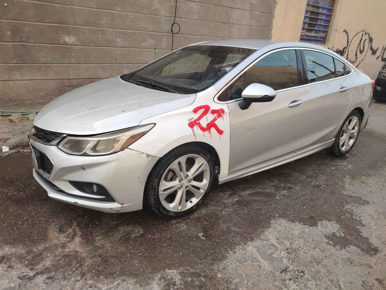 السلام علیكم شفروليه كروز 
2018 LT بريمير لون سلفر فول مواصفات عدا الفتحه بصمه 
شاشه ابل کار بلي اندرويد 
اوتو کامیرا مقاعد جلد مقاعد كهرباء تدفئه ستیرن و وتدفئه مقاعد
محرك 1.4 توربو السياره حادثها بامريكا جاملغ وبنيد مبدلات و بيها ایرباک ستيرن طاگ بس و بالعراق 
جاملغ و بارد بباب الصدر مصلحات بدون صبغ
هزه وسنويه جدد لشهر12
نقوصات السياره 
جاملغ مبدل يحتاج صبغ 
جانلغ مصلح يحتاج صبغ 
بارد بباب الصدر مصلح يحتاج صبغ 
المكان بصره نواب الضباط 
السعر 77 ورقه وبيها مجال بسيط 
رقمي اتصال او واتساب ***********
