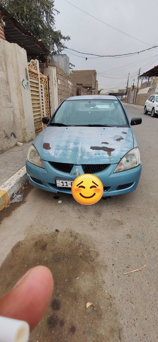 سلام عليكم
لانسر مديل 2004 

ماشيه 157الف 

مكينه 2000 كير عادي 

جاهزه مكينه كهرباياته كله بلاديه 

تبريد شغال تخمم تاير جديد 

صدرهه كله جديد  بس الدبلات تعبانات 

رقم بغداد هزه جديده شهر الرابع 

السعر  60$ وبيه مجال للطيبين

عنواني بغداد 📱***********
