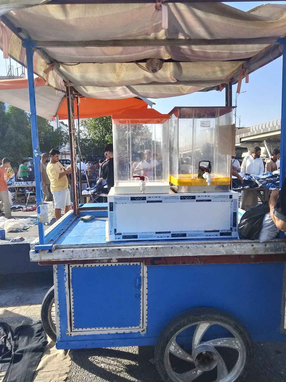 السلام عليكم عربانه للبيع سعر 400 وبيها مجال قليل مكاني بصره***********
