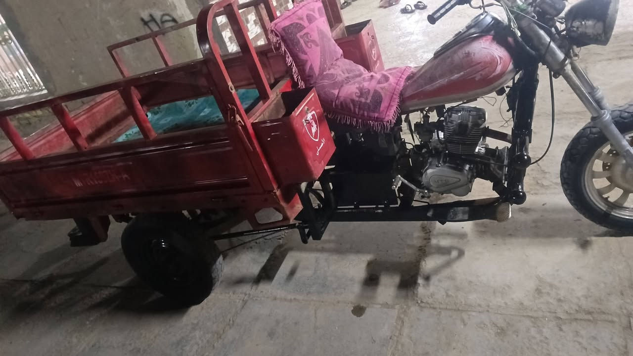 15 اوراق اصولي شاصي وركبه ومحرك مكفولات عوزه ترتيبات خفيفه 550 وبيه مجال للطيبيين مكاني صدر الدغاره منطقه العويديين


**إذا كنت صاحب هذا الإعلان وتريد حذفه لأي سبب، رجاءا أرسل رسالة إلى الدعم الفني**