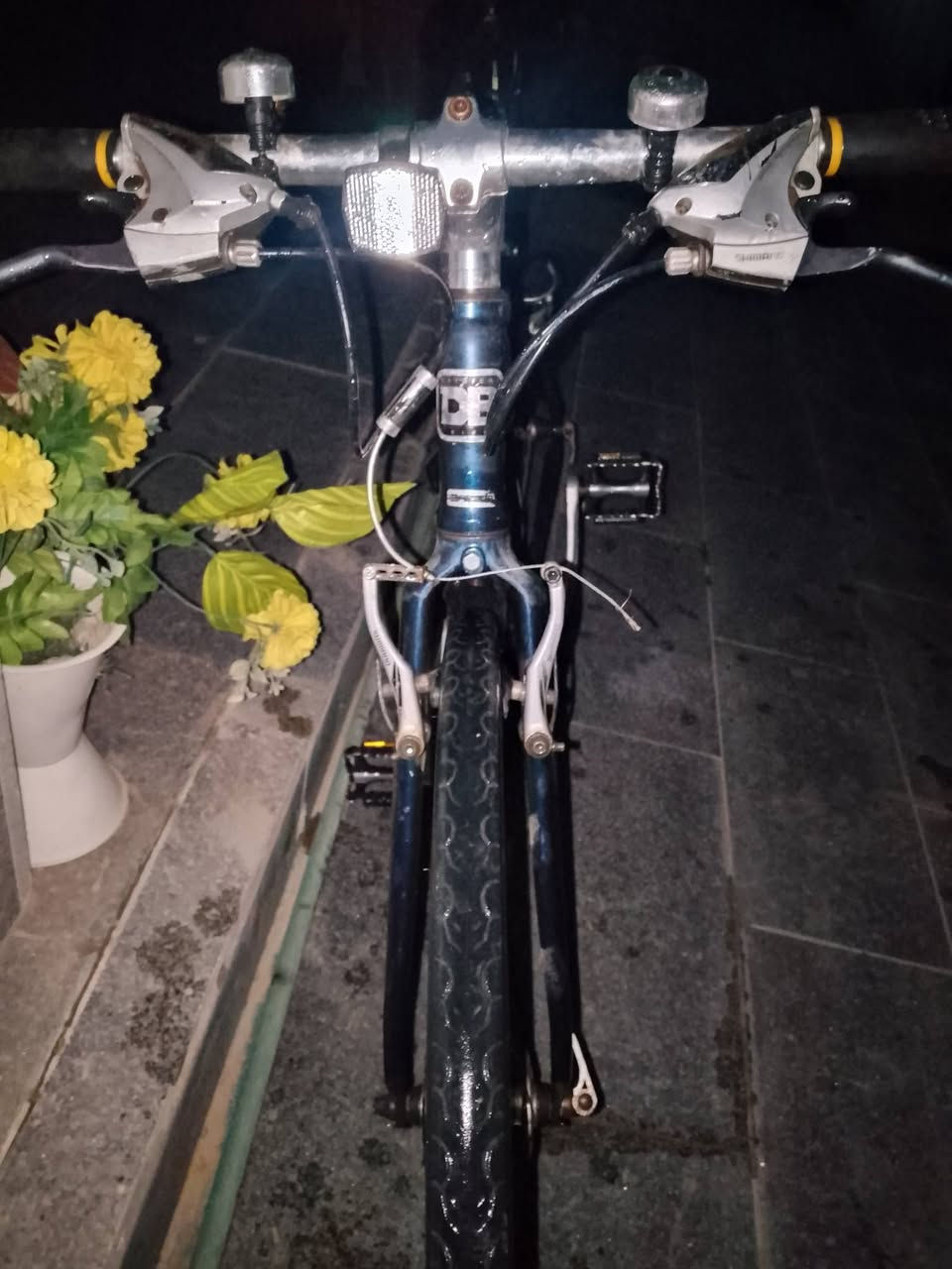 السلام عليكم للبيع بايسكل سعر 150 سكني مدينه الصدر ***********
