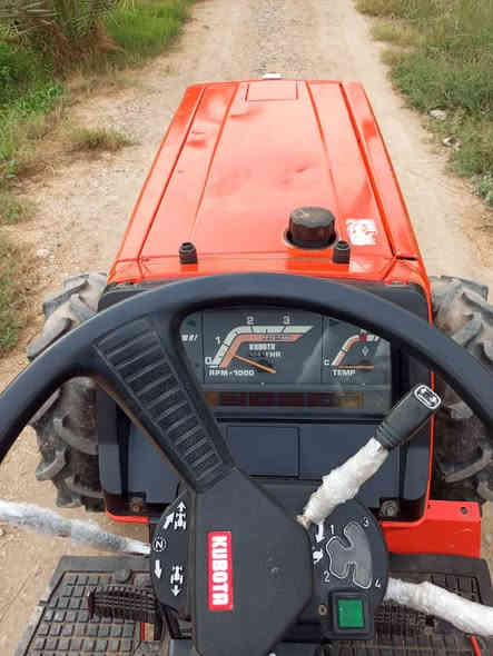 السلام عليكم للبيع مكينه كابؤتا جديده استيراداليابان دبل أكسل باؤر ستيرن دخول جديد العراق مع رفاسه مكان بغداد الاتصال على الرقم ***********
