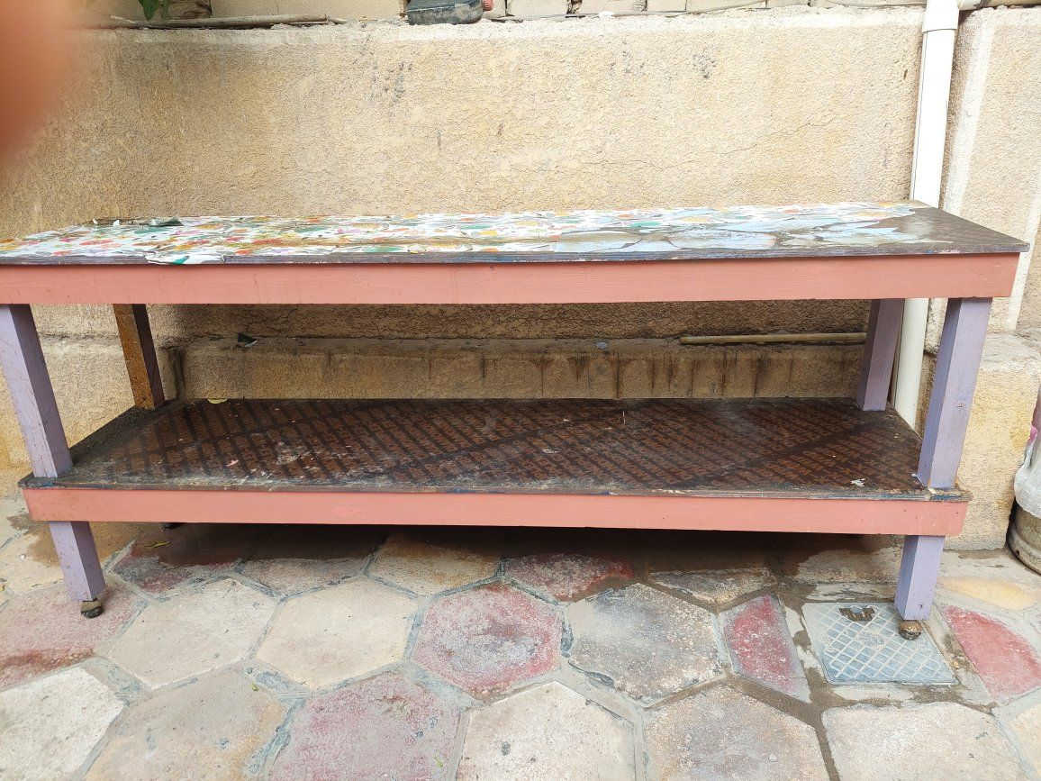 ميزخشب نضيف طول تقريبا٣مترعرض تقريبا فوك النص متر


**إذا كنت صاحب هذا الإعلان وتريد حذفه لأي سبب، رجاءا أرسل رسالة إلى الدعم الفني**