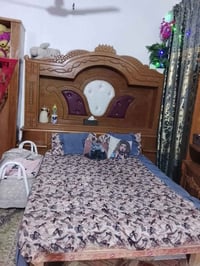 غرفه أخشاب تفصال للبيع  طابقين للبيع العنوان الحسينيه قرب المفرك العطي...