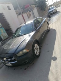 دودج افنجر • ٢٠١٣ • بصفرة