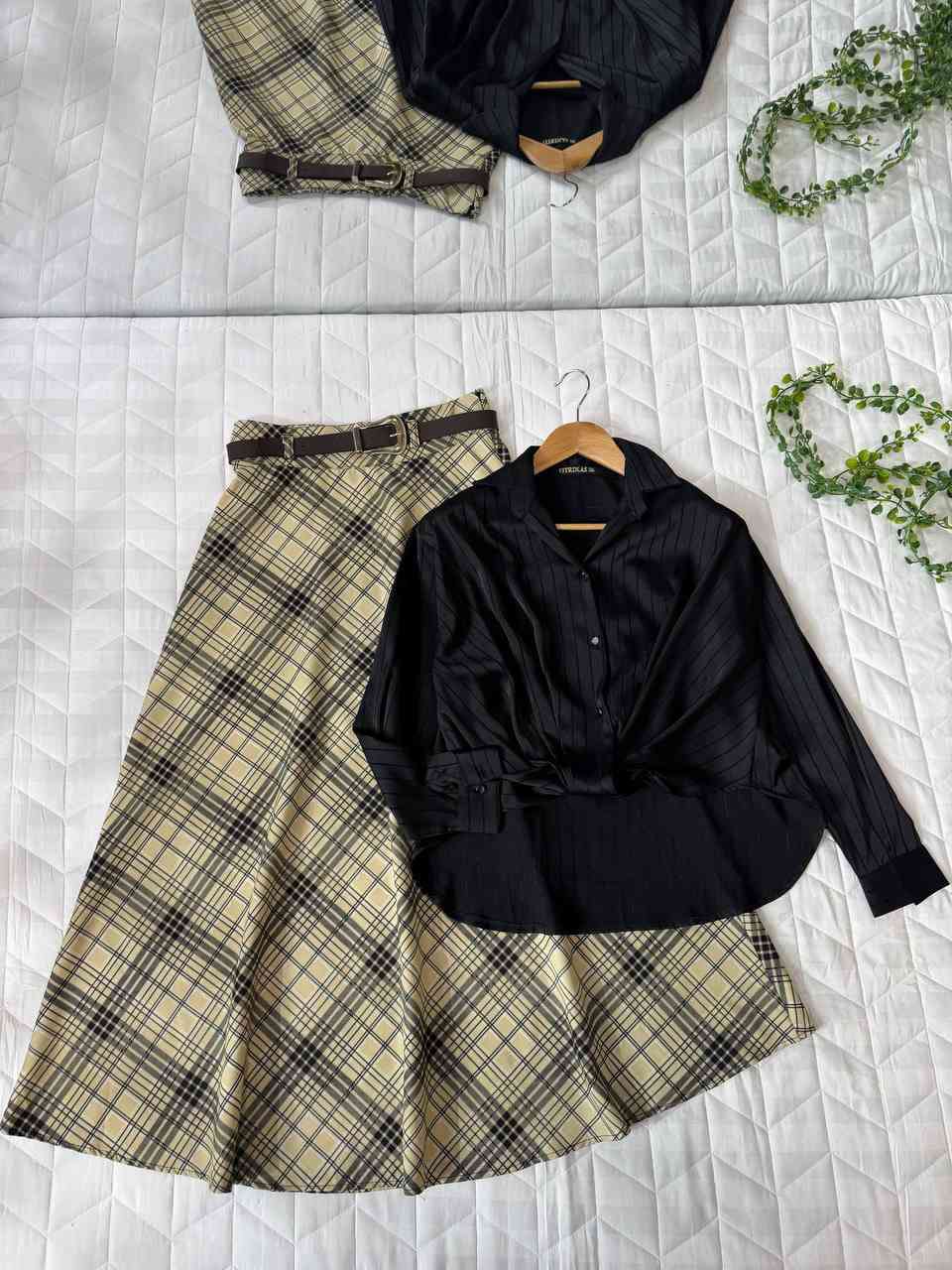 قميص جسيكا 
تنوره  دابل مع حزام 
السعر. 35
القياسات 38 40 42 44 46 48 ✨
توصيل مجاني لجميع محافضات العراق


**إذا كنت صاحب هذا الإعلان وتريد حذفه لأي سبب، رجاءا أرسل رسالة إلى الدعم الفني**